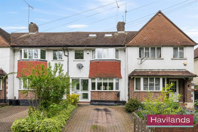 Terraced house for sale in Chaucer Close, London