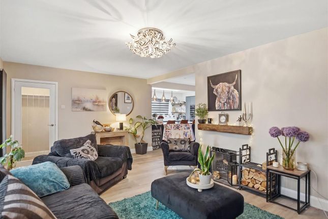 22, Merley Gardens, Wimborne photo 3