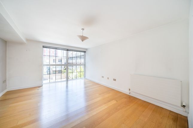 Flat 81, Candlemakers Apartments, 112, York Road, London photo 4