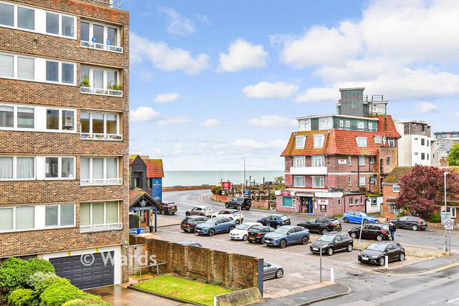 Captains Court, Stade Street, Hythe photo 3