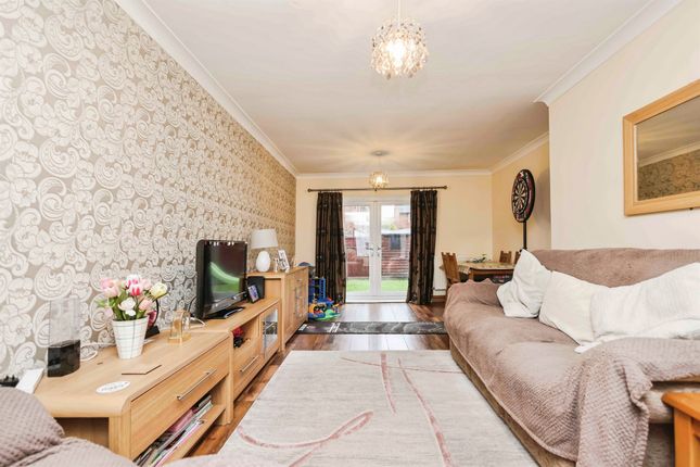 4, Bucknall Crescent, Birmingham photo 2