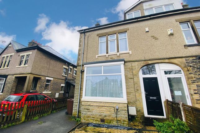 Thumbnail Semi-detached house to rent in Wrose Road, Wrose, Shipley