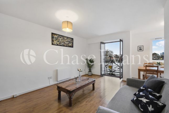 Flat for sale in Maynards Quay, Shadwell Basin, Wapping