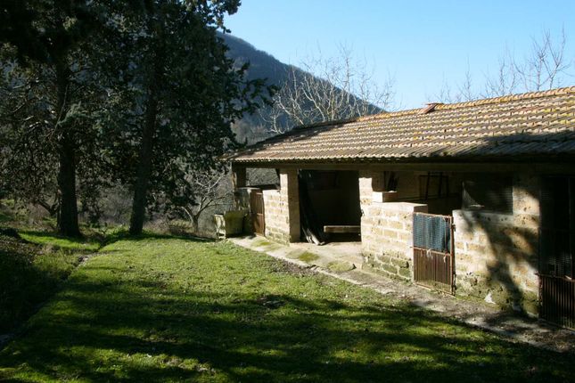 Farmhouse for sale in Monte Acuto, Umbertide, Perugia, Umbria, Italy