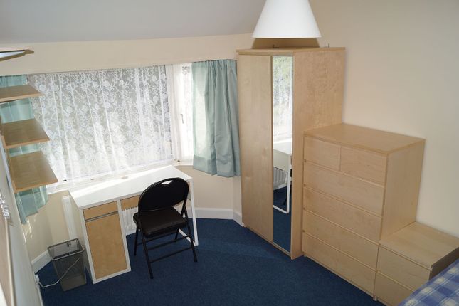 Room to rent in Warwards Lane, Birmingham