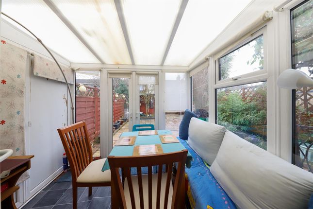 17, Charles Street, Hillingdon photo 4