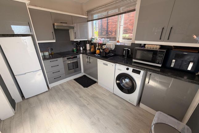 21, Berne Avenue, Bolton photo 4