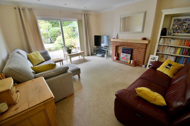 25, Fernside Road, Ferndown photo 4