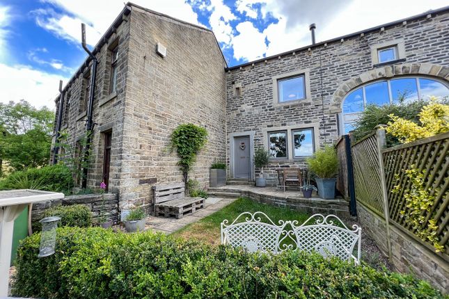 3 bed barn conversion for sale in Hall Ing, Honley, Holmfirth HD9
