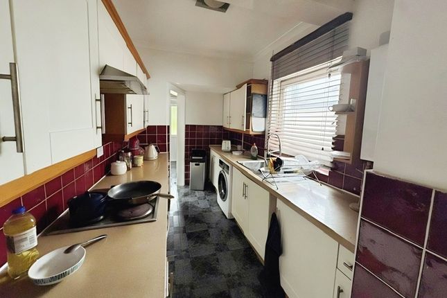72, Cardiff photo 4