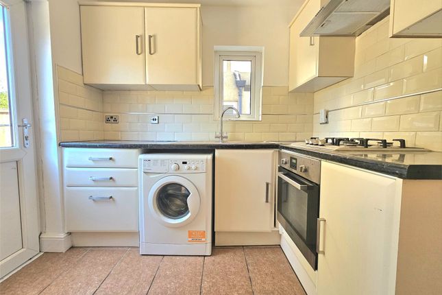 26a, Granton Avenue, Essex photo 3