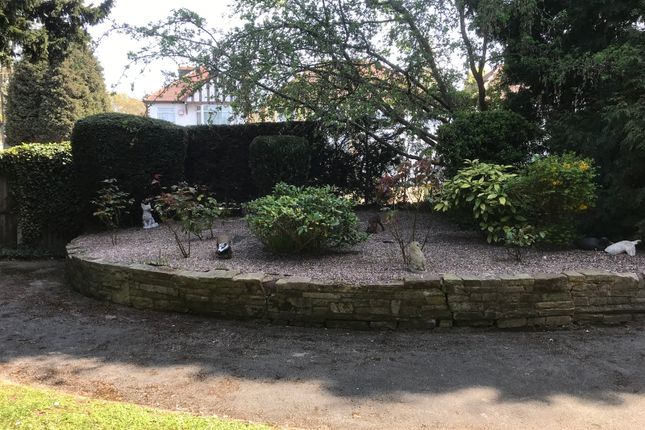 2, Croft Close, Birmingham photo 2