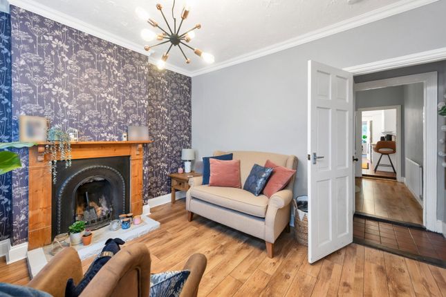 13, Harborough Road, Rushden photo 3