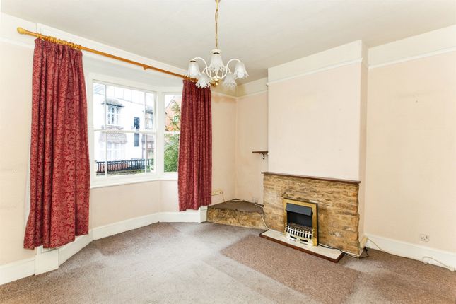 14, Market Road, Kettering photo 3
