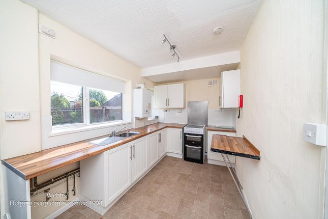 37, Walker Road, Bloxwich, Walsall photo 2