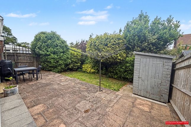 20, Cleveland Close, Eastbourne photo 4