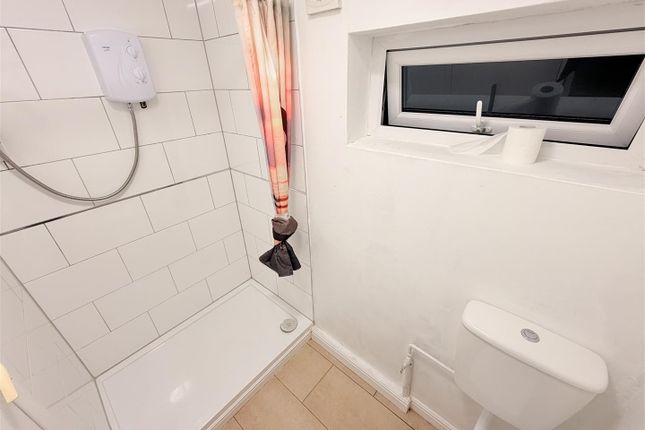 18, Garden City, Nottingham photo 5