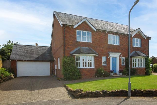 Thumbnail Detached house for sale in Folding Close, Stewkley, Buckinghamshire