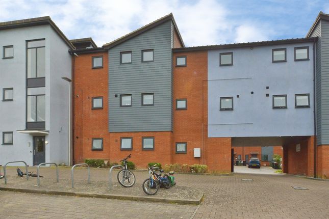 119, Harley Drive, Milton Keynes photo 2