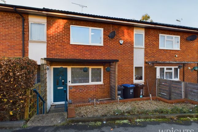 Thumbnail Terraced house for sale in Newstead, Hatfield