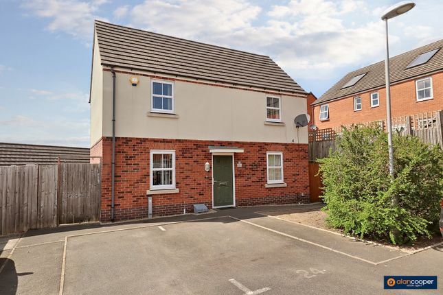 3-bed detached on 24, Seven Foot Lane, Nuneaton, £270,000
