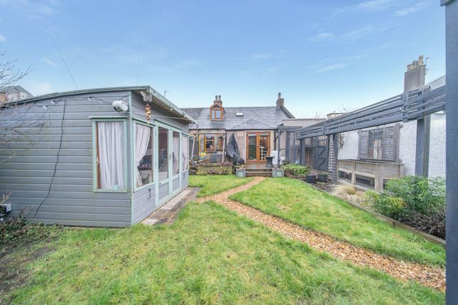 106 West Main Street, Broxburn photo 4