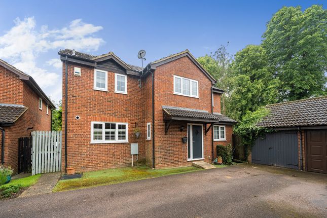 Thumbnail Detached house for sale in Thames Close, Flitwick