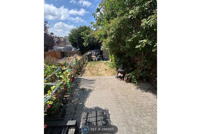 1-bed house on C Grace Way, Stevenage, £1,350/mo