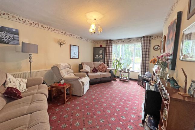 95, Kemberton Drive, Telford photo 3
