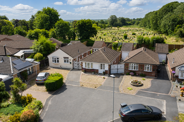 25, Bluebell Drive, Leicester photo 2