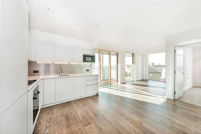 1-bed flat on 12, Alderside Apartments, London, £2,650/mo