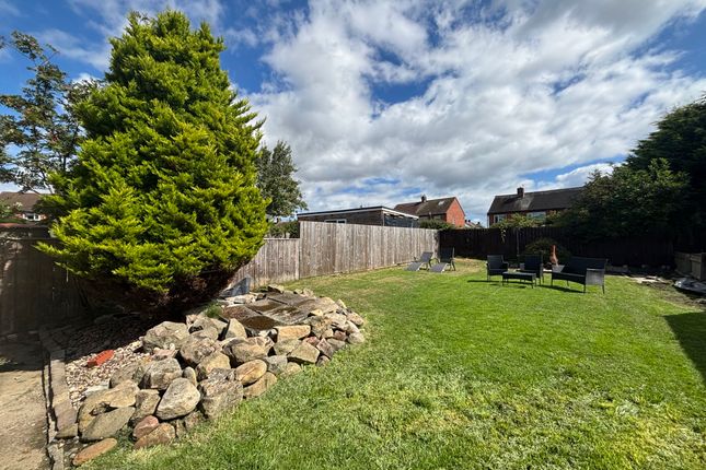 53, Roslin Park, Bedlington photo 3