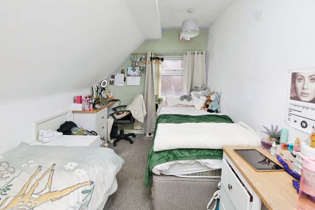 2, Jasmine Close, Derby photo 2