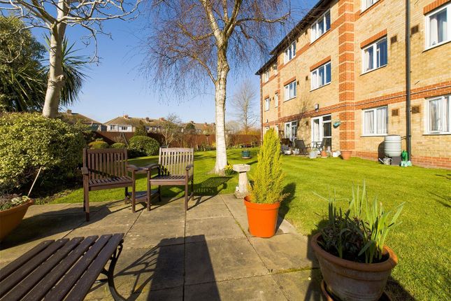 Flat for sale in Freshbrook Road, Lancing
