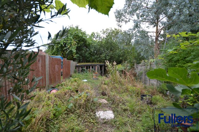 8, Norfolk Close, Palmers Green photo 4