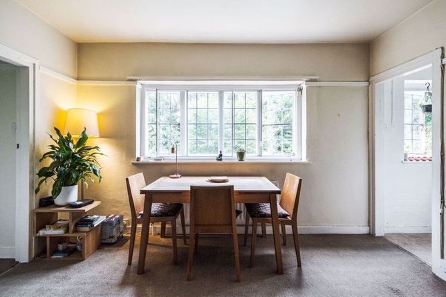 30 Waterlow Court, Heath Close, Hampstead Garden Suburb photo 4