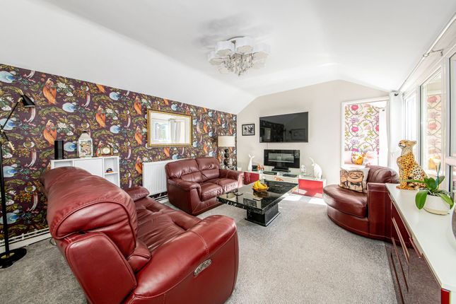 28 Dibleys, Didcot photo 2