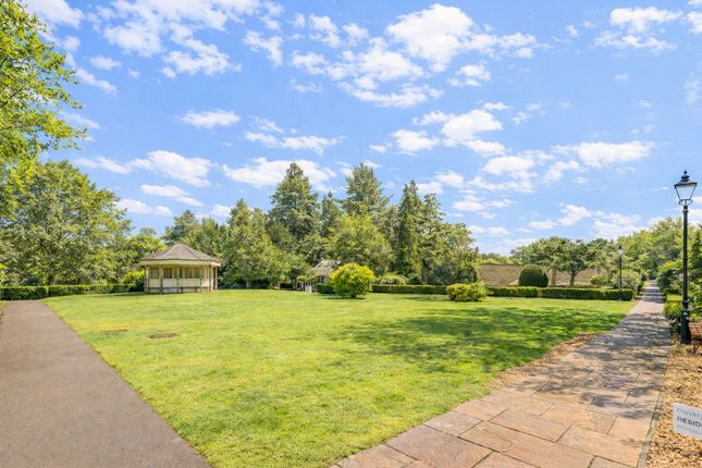 3 Sarno Square, Abergavenny photo 2