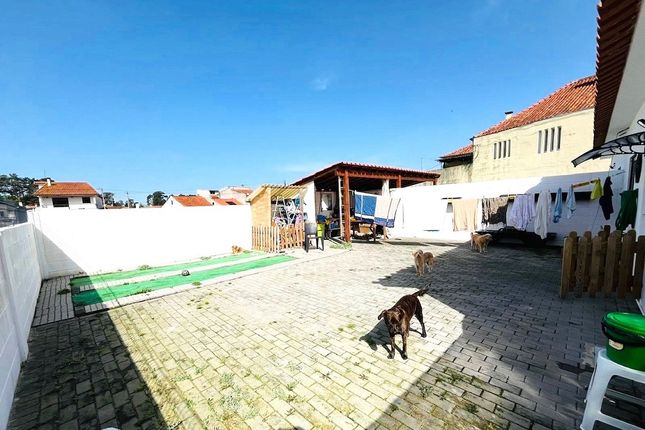 Semi-detached bungalow for sale in Marinha Grande, Leiria, Costa De Prata, Portugal