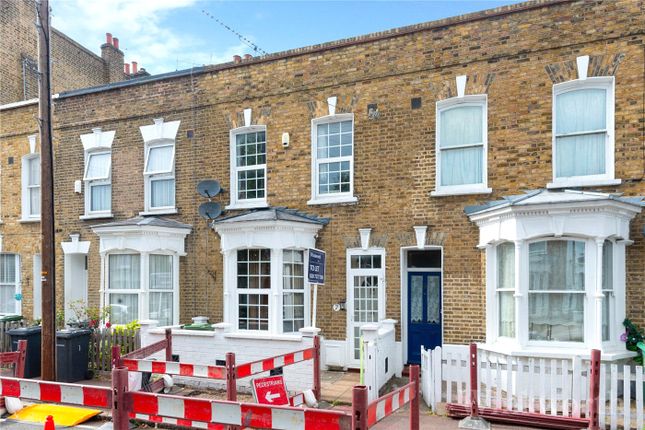 Thumbnail Flat to rent in Egmont Street, London