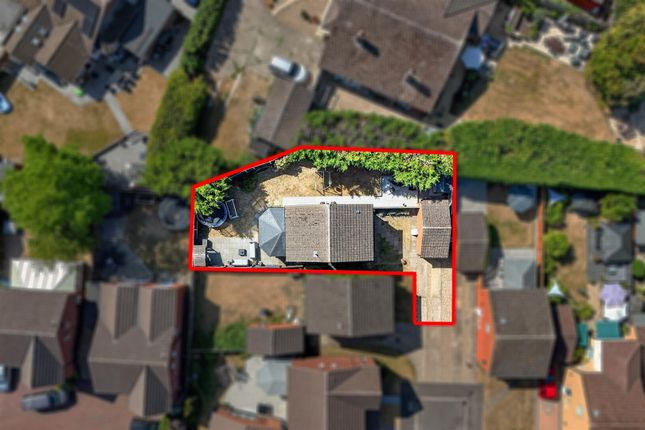 12, Ely Close, Bedford photo 4