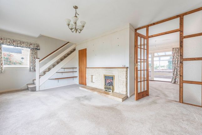 86 Fosseway Avenue, Moreton-In-Marsh photo 2