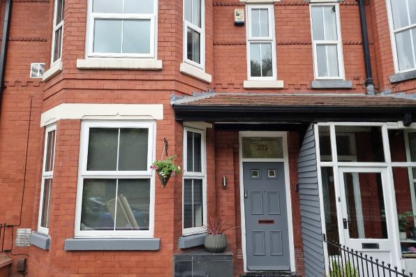 Terraced house to rent in Princess Road, Manchester
