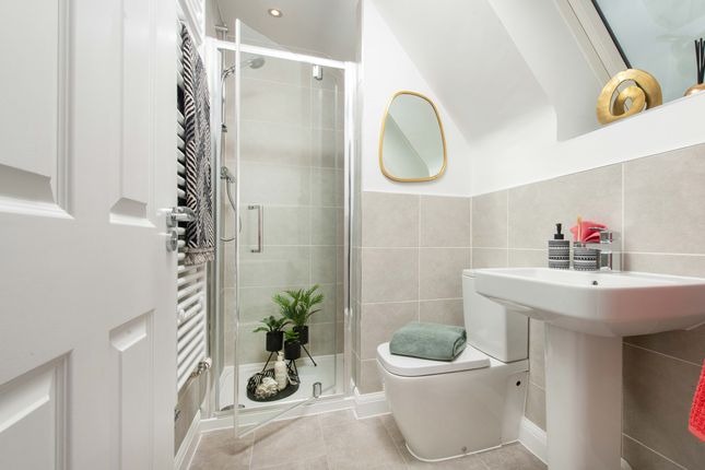 Hertford Neutrally Decorated En Suite Shower Room
