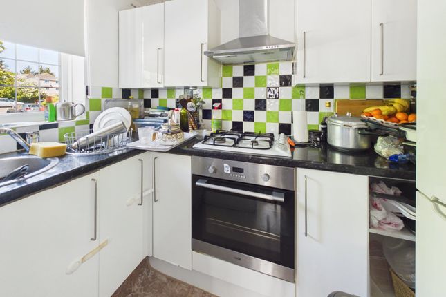 33, Rockall Court, Berkshire photo 3
