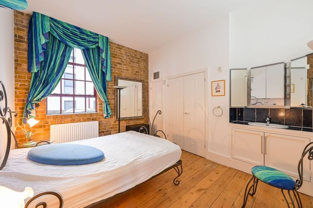 North Tenter Street, Whitechapel photo 4