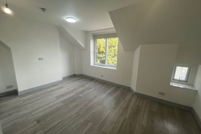 Thumbnail Flat to rent in Neville Street, Cardiff