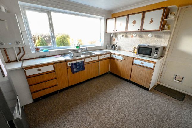 37, Egdon Drive, Wimborne photo 4