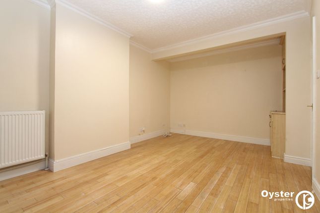 69 Winchester Road, Harrow photo 5