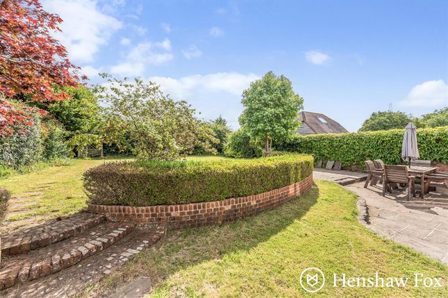 2 Manor Farm Old Cottages, Hackleys Lane, Romsey photo 2